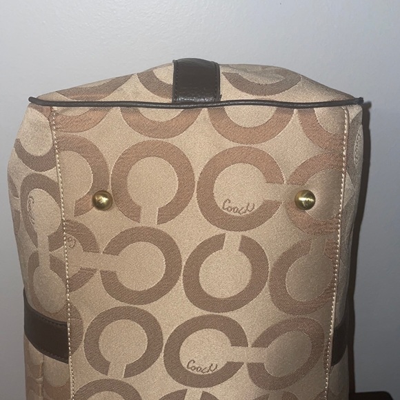 Coach travel Bag. - Picture 3 of 6